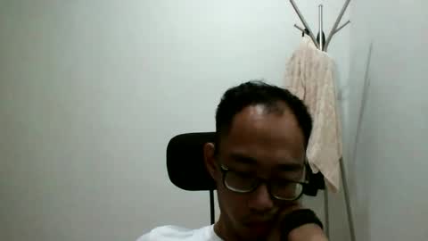 Snapshot of jiachi13 chatting on January 3, 1:27 am Alex online show from January 3, 1:27 am