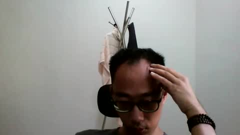 Snapshot of jiachi13 chatting on January 2, 3:26 am Alex online show from January 2, 3:26 am