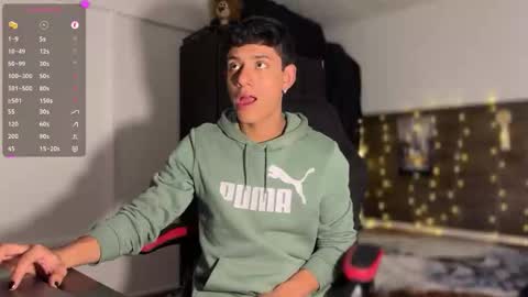 jim_dancer online show from February 3, 9:50 pm