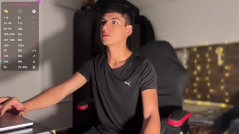 jim_dancer online show from February 10, 12:52 am