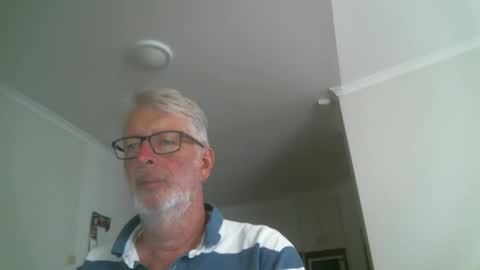 jimmythebadboy online show from February 2, 7:07 am