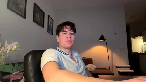 jjd8 online show from March 1, 5:45 pm