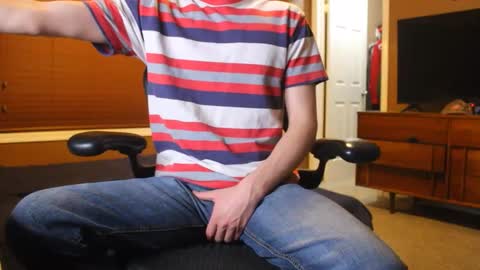 jjjjjfive online show from March 26, 4:05 am