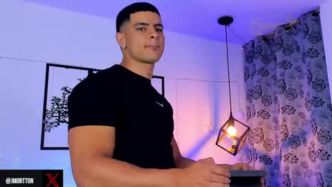 Snapshot of jmortton chatting on March 7, 1:20 am IGJmortton online show from March 7, 1:20 am