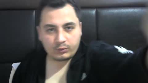 Snapshot of jnsnw chatting on January 1, 1:05 pm jnsnw online show from January 1, 1:05 pm