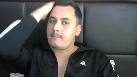 Snapshot of jnsnw chatting on October 13, 9:26 am jnsnw online show from October 13, 9:26 am