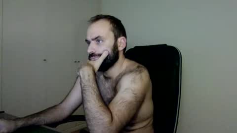 Snapshot of joaodias_18 chatting on October 29, 9:40 pm joaodias_18 online show from October 29, 9:40 pm