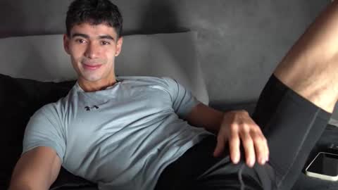 joe_steel1 online show from March 27, 6:42 pm