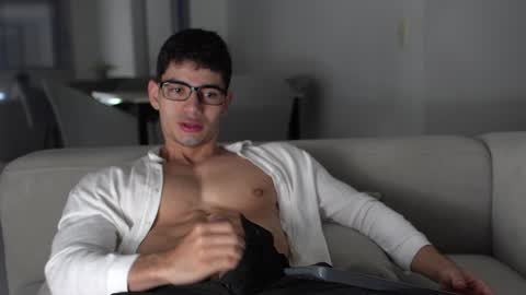 joe_steel1 online show from December 26, 11:10 am