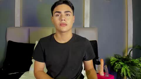 JOEY  online show from February 27, 1:23 pm