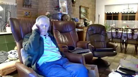 johan7 heet online show from October 31, 8:23 pm