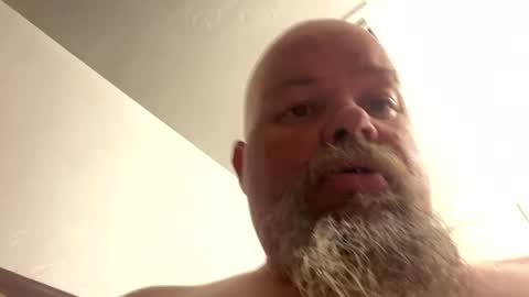 Snapshot of john40a chatting on January 19, 2:04 am John online show from January 19, 2:04 am