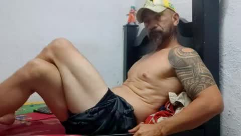 Snapshot of john_balthor chatting on February 26, 11:24 pm   online show from February 26, 11:24 pm