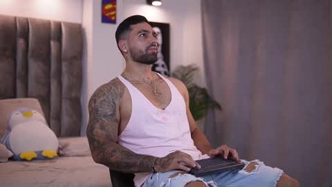 john online show from March 10, 6:56 pm