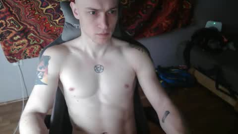 Johnny online show from November 8, 6:16 am