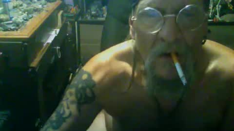 johnnyshung1 online show from November 24, 3:35 pm