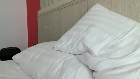 johnprivate494 online show from October 25, 3:30 am