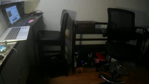 johntylerr833 online show from March 27, 9:49 pm