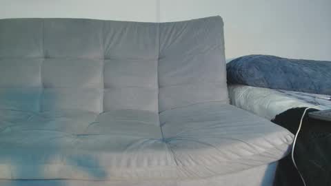 Jonas online show from February 5, 11:45 pm