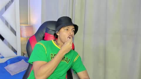 jordan online show from December 4, 12:45 pm