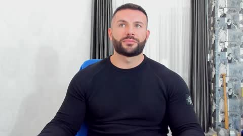 joshuamuscle69 online show from February 6, 1:19 pm