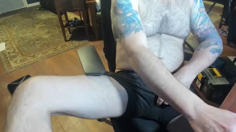 jsimon04 online show from February 25, 2:33 pm