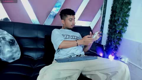 juancamilo66_ online show from February 16, 2:04 pm