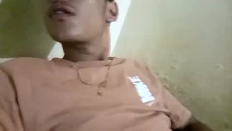 juancito252074 online show from November 24, 2:23 am