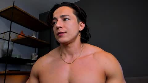 JUANDRES online show from December 19, 2:08 am