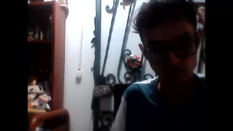 Juanesan CaballeroSolitario online show from May 4, 5:58 pm
