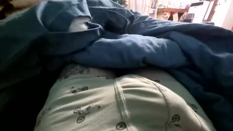 Snapshot of juju63630 chatting on December 8, 7:43 pm Juju online show from December 8, 7:43 pm