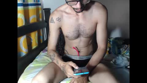 Julfigo online show from October 26, 11:01 am