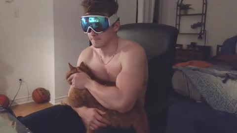 Junior Madison online show from February 19, 11:25 pm