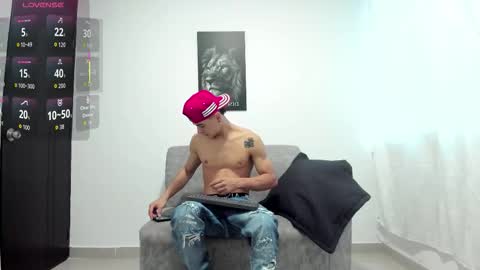 Junior online show from November 28, 10:33 pm