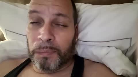 Snapshot of just2much4uboo1 chatting on December 5, 4:20 am Just2much4uboo1 online show from December 5, 4:20 am