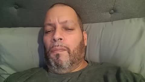 Snapshot of just2much4uboo1 chatting on December 30, 7:48 am Just2much4uboo1 online show from December 30, 7:48 am