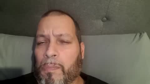 Snapshot of just2much4uboo1 chatting on January 20, 4:32 am Just2much4uboo1 online show from January 20, 4:32 am