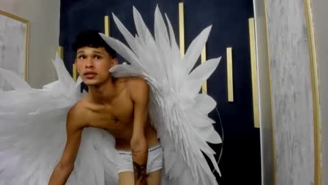 JUST online show from November 1, 7:29 pm