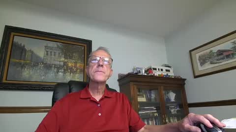 Snapshot of justadad4u chatting on September 12, 11:10 am justadad4u online show from September 12, 11:10 am