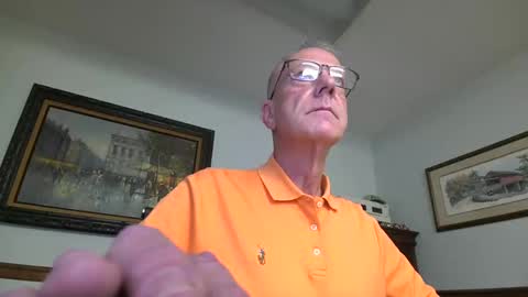 Snapshot of justadad4u chatting on October 29, 1:14 pm justadad4u online show from October 29, 1:14 pm