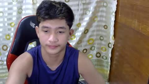 Cyril online show from March 28, 10:43 pm