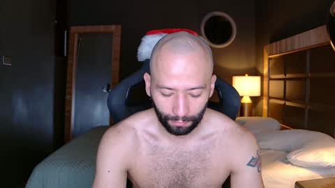 Justin online show from December 26, 10:59 am