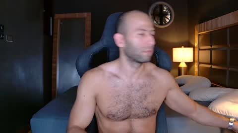 Justin online show from February 8, 10:29 pm