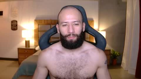 Justin online show from November 30, 11:40 pm