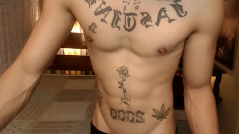 justine_hunk online show from February 21, 1:34 pm