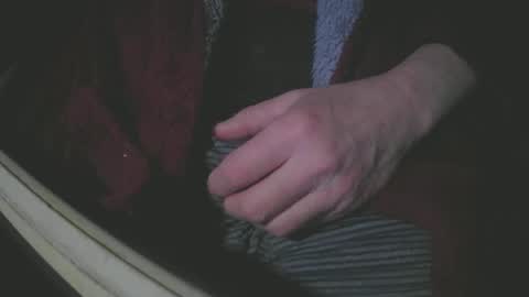 Justme39057 online show from March 2, 4:03 pm