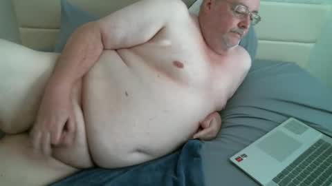 justmedm64 online show from February 23, 1:46 pm