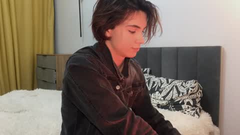 Snapshot of k0sta_32 chatting on January 24, 6:04 pm  k0sta online show from January 24, 6:04 pm