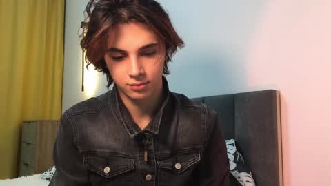 Snapshot of k0sta_32 chatting on January 17, 10:00 am  k0sta online show from January 17, 10:00 am