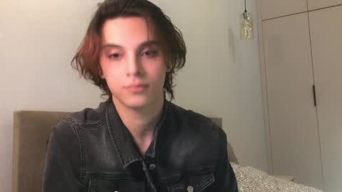 Snapshot of k0sta_32 chatting on January 16, 8:25 pm  k0sta online show from January 16, 8:25 pm